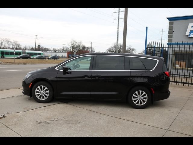 2017 Chrysler Pacifica Touring