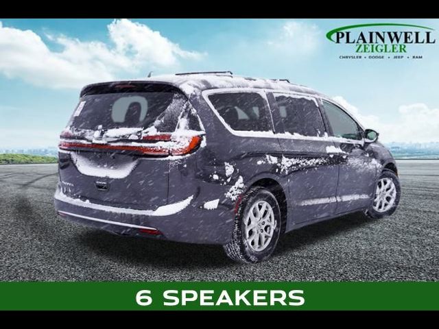 2017 Chrysler Pacifica Touring-L