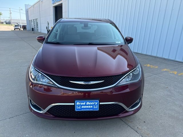 2017 Chrysler Pacifica Touring Plus