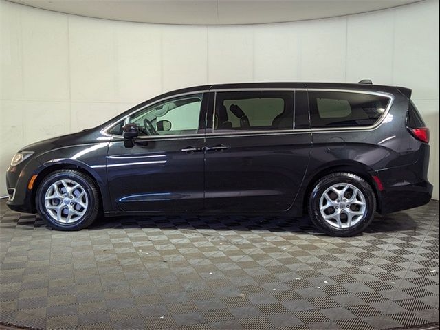 2017 Chrysler Pacifica Touring Plus