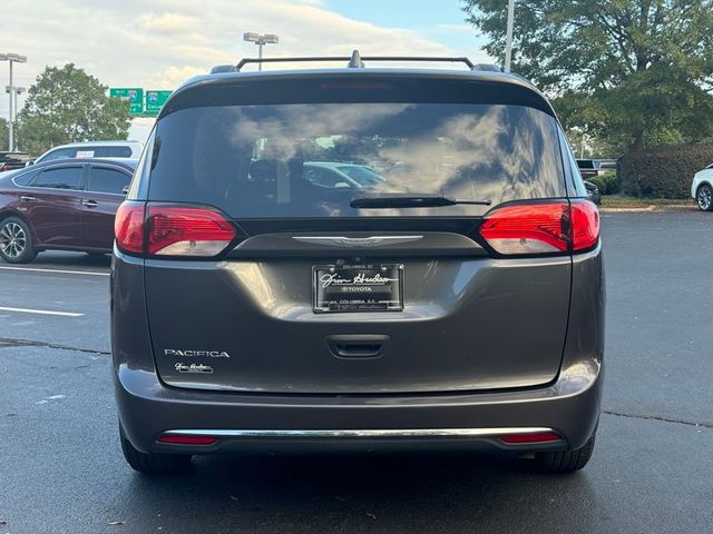 2017 Chrysler Pacifica Touring Plus