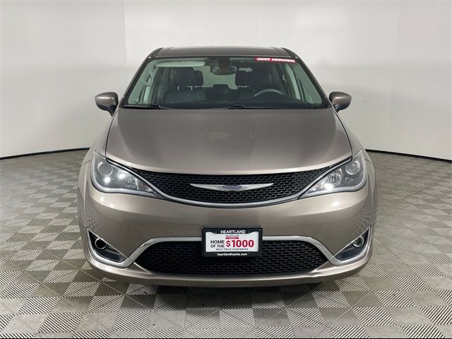 2017 Chrysler Pacifica Touring Plus