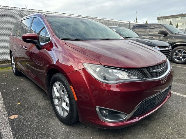 2017 Chrysler Pacifica Touring Plus