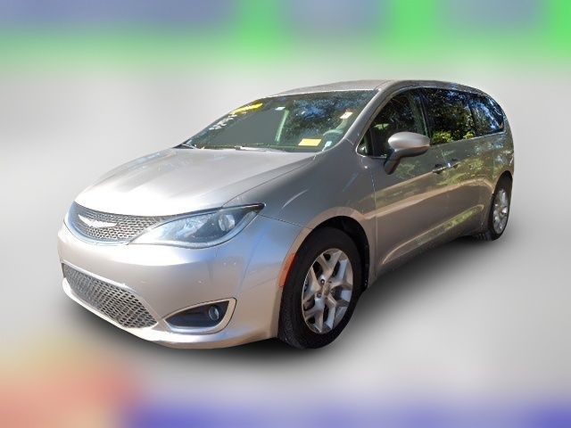 2017 Chrysler Pacifica Touring Plus