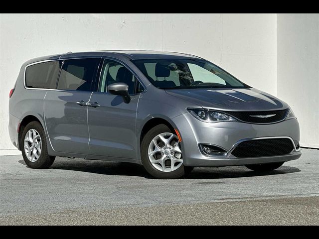 2017 Chrysler Pacifica Touring Plus