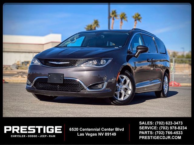 2017 Chrysler Pacifica Touring-L