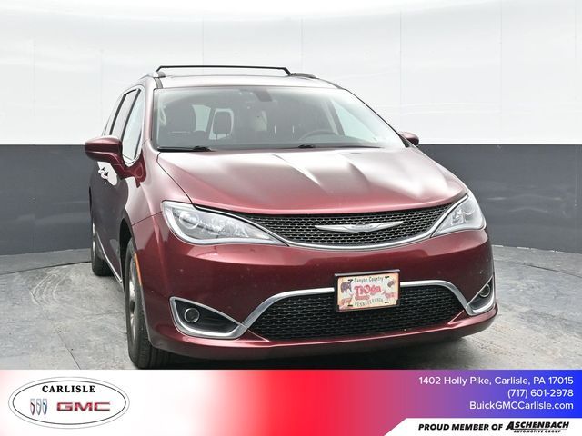 2017 Chrysler Pacifica Touring-L Plus