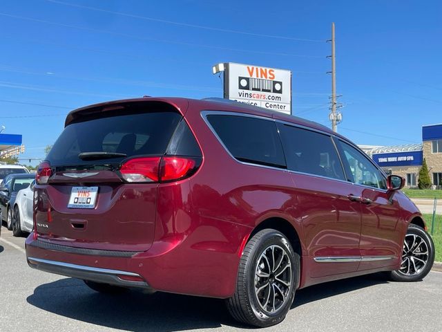 2017 Chrysler Pacifica Touring-L Plus