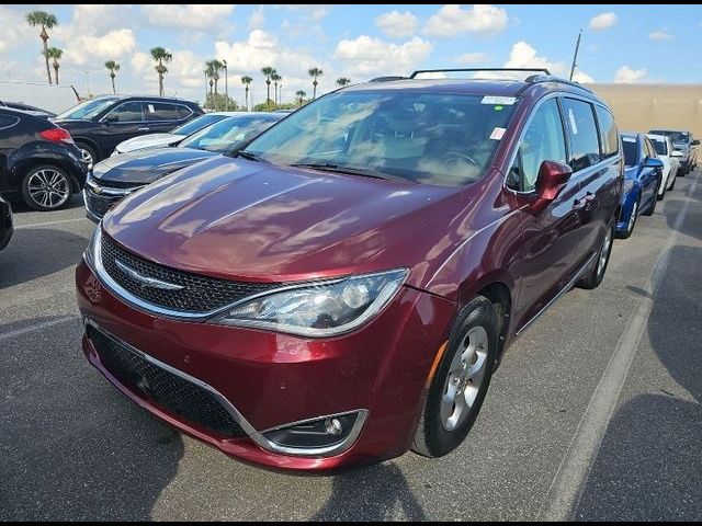 2017 Chrysler Pacifica Touring-L Plus