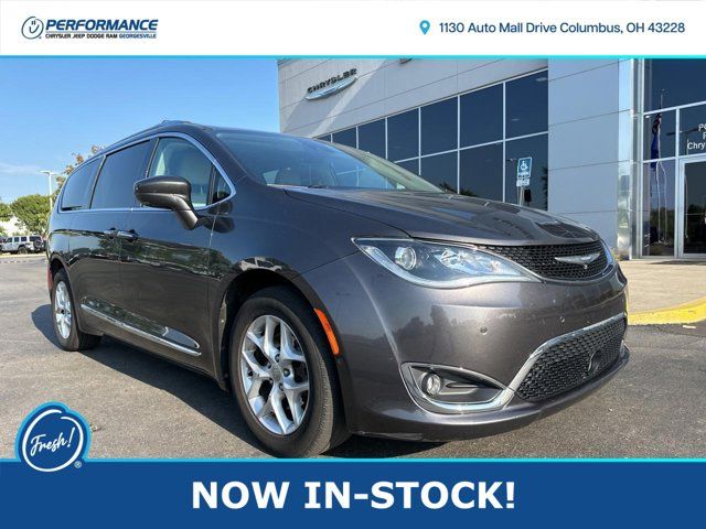 2017 Chrysler Pacifica Touring-L Plus