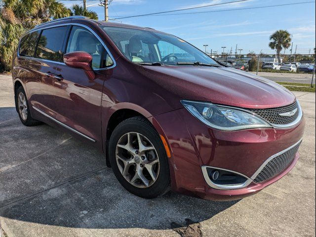 2017 Chrysler Pacifica Touring-L Plus