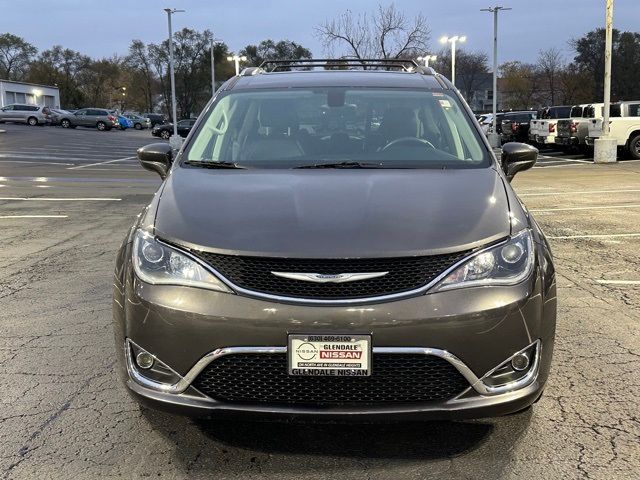 2017 Chrysler Pacifica Touring-L Plus