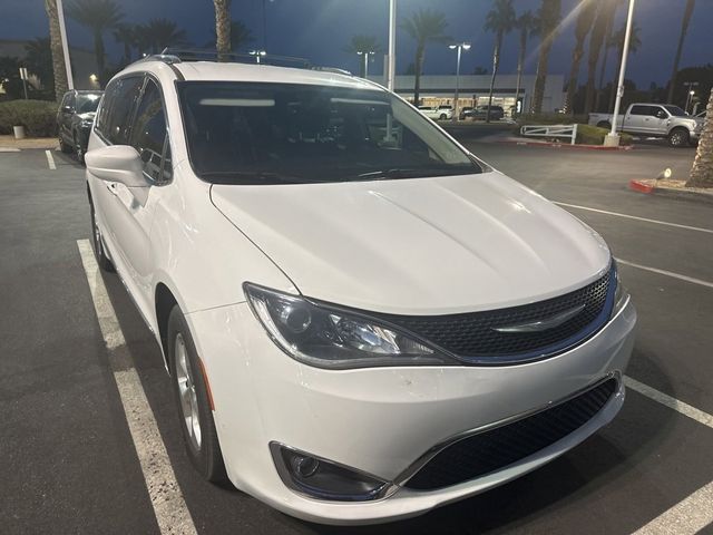 2017 Chrysler Pacifica Touring-L Plus