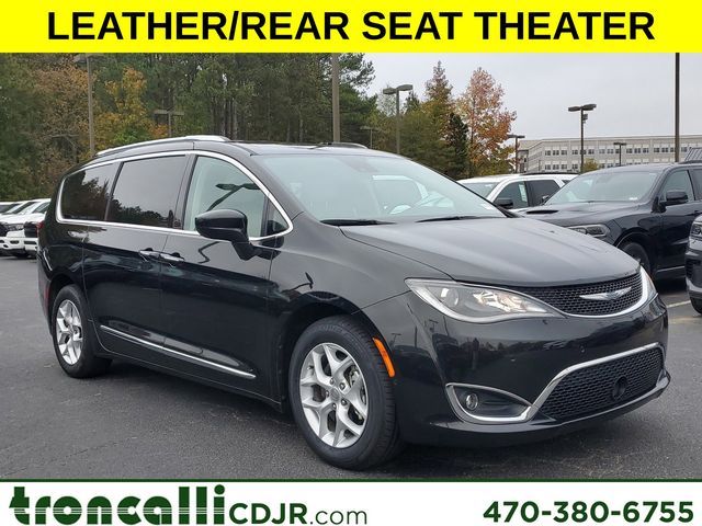 2017 Chrysler Pacifica Touring-L Plus