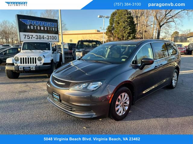 2017 Chrysler Pacifica Touring