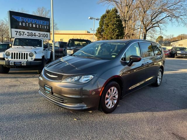 2017 Chrysler Pacifica Touring