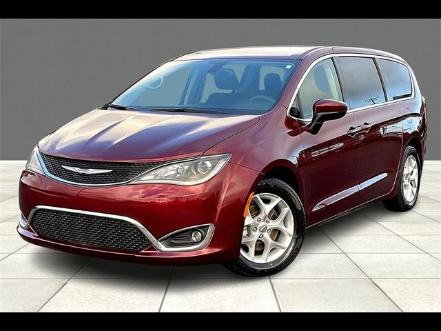 2017 Chrysler Pacifica Touring Plus