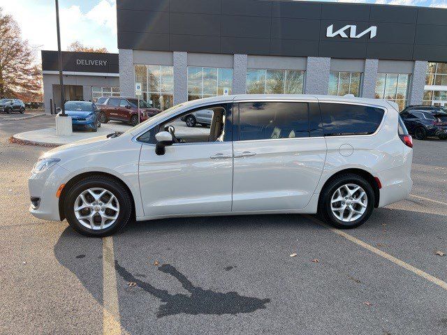 2017 Chrysler Pacifica Touring Plus