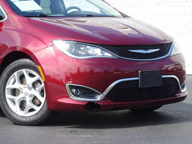 2017 Chrysler Pacifica Touring Plus