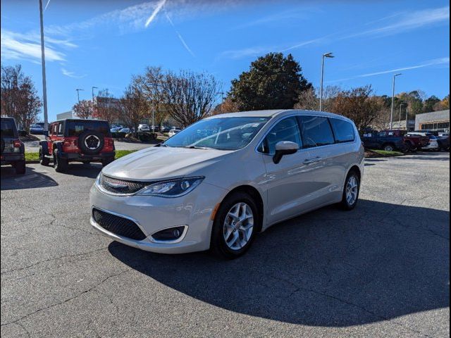 2017 Chrysler Pacifica Touring Plus