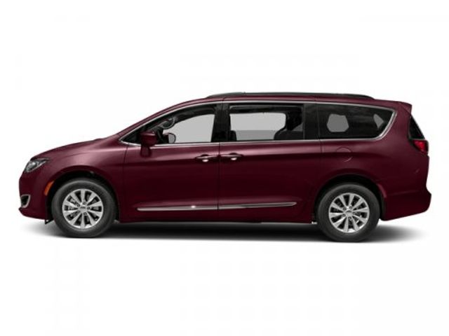 2017 Chrysler Pacifica Touring Plus