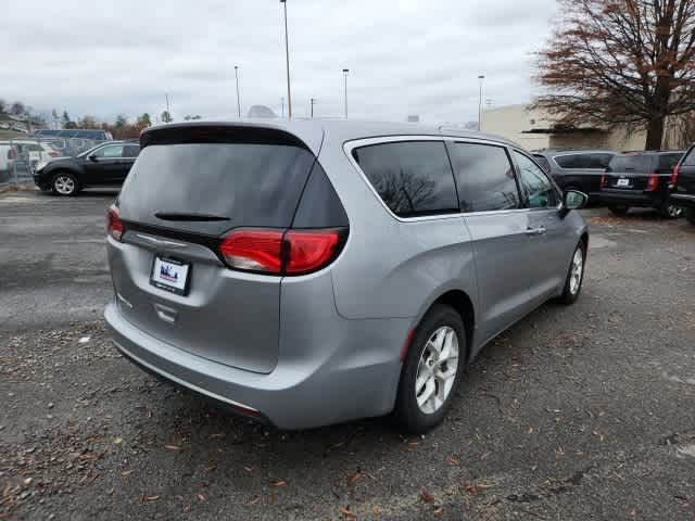 2017 Chrysler Pacifica Touring Plus