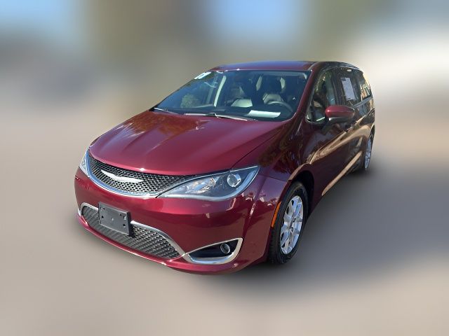2017 Chrysler Pacifica Touring Plus