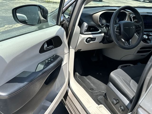 2017 Chrysler Pacifica Touring Plus