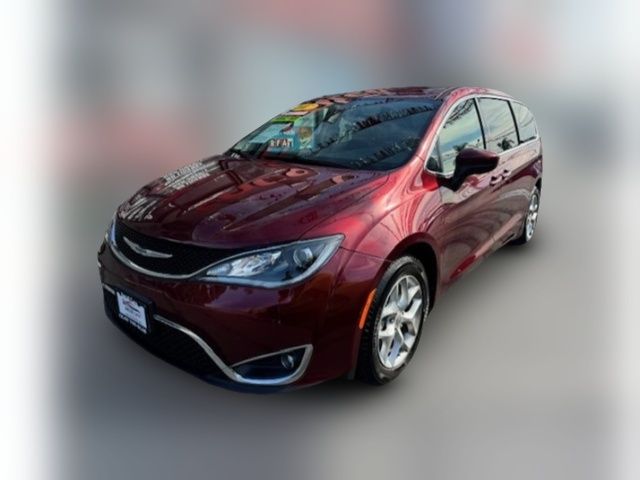 2017 Chrysler Pacifica Touring Plus