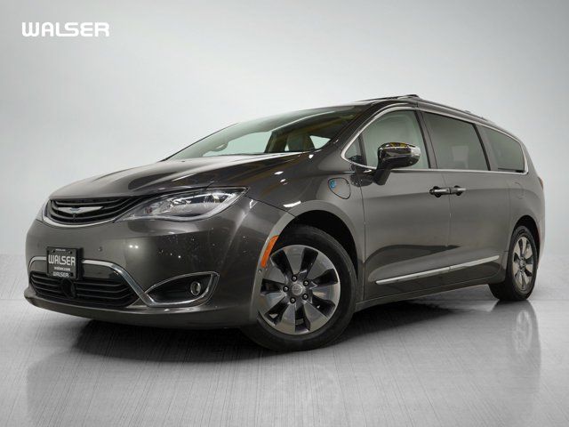 2017 Chrysler Pacifica Hybrid Platinum