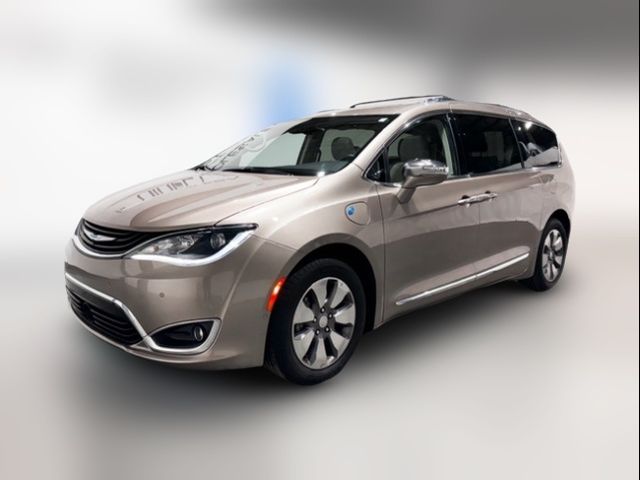 2017 Chrysler Pacifica Hybrid Platinum