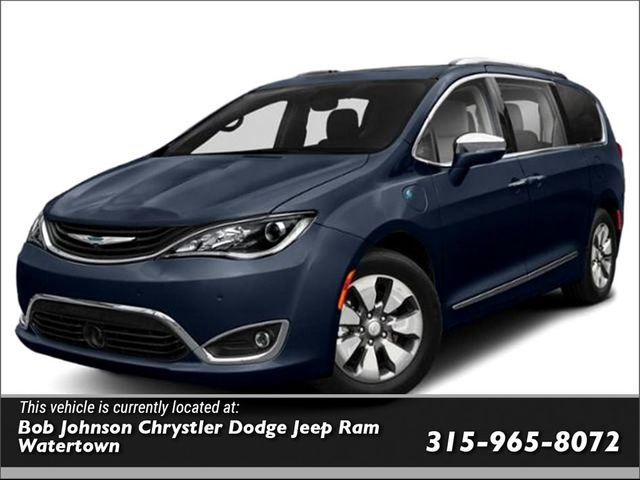 2017 Chrysler Pacifica Hybrid Platinum