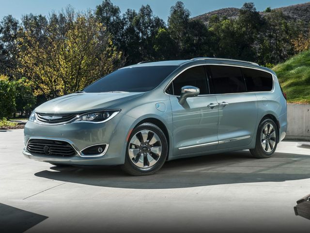 2017 Chrysler Pacifica Hybrid Platinum