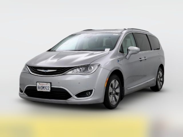 2017 Chrysler Pacifica Hybrid Platinum