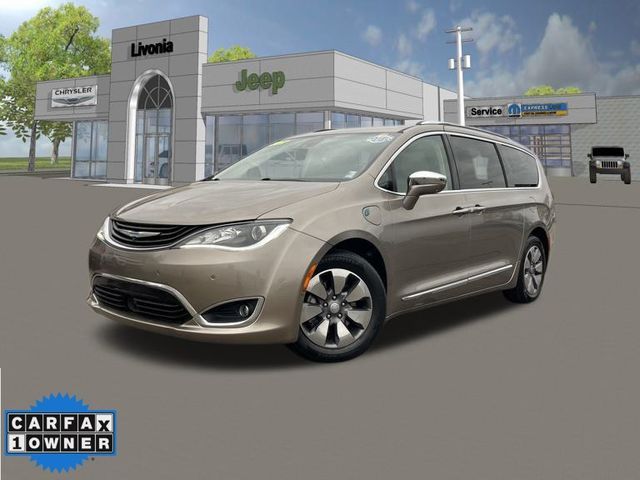 2017 Chrysler Pacifica Hybrid Platinum