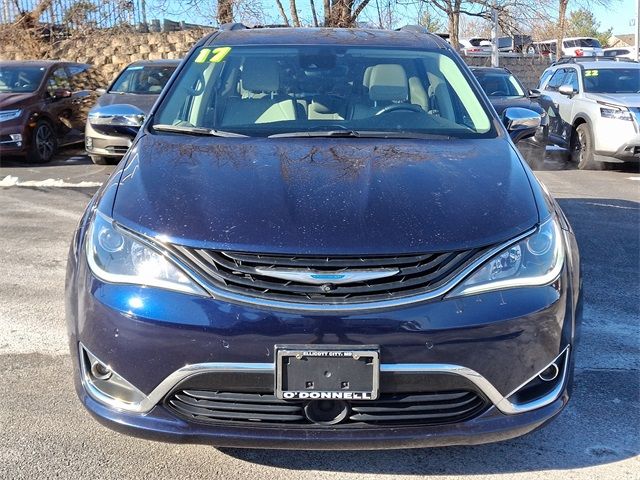 2017 Chrysler Pacifica Hybrid Platinum