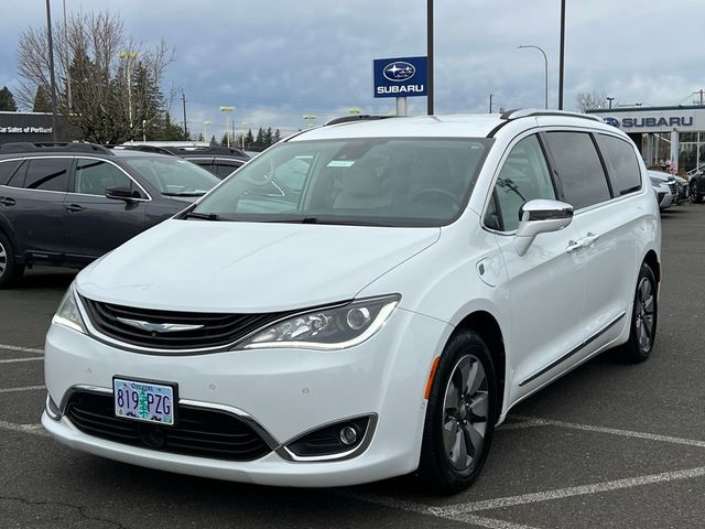 2017 Chrysler Pacifica Hybrid Platinum