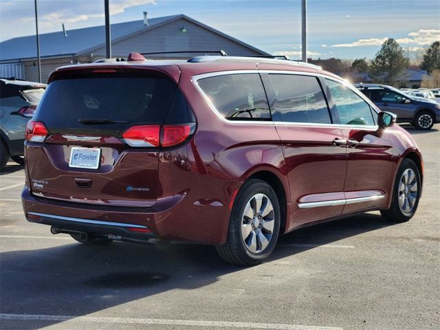 2017 Chrysler Pacifica Hybrid Platinum