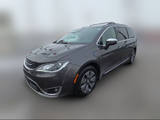 2017 Chrysler Pacifica Hybrid Platinum