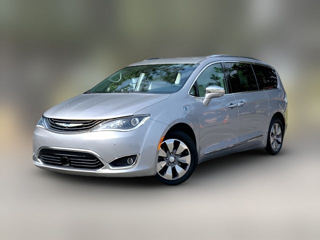 2017 Chrysler Pacifica Hybrid Platinum