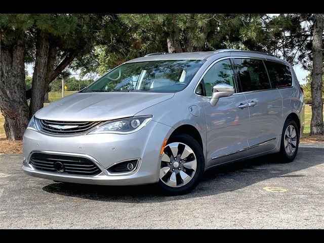 2017 Chrysler Pacifica Hybrid Platinum