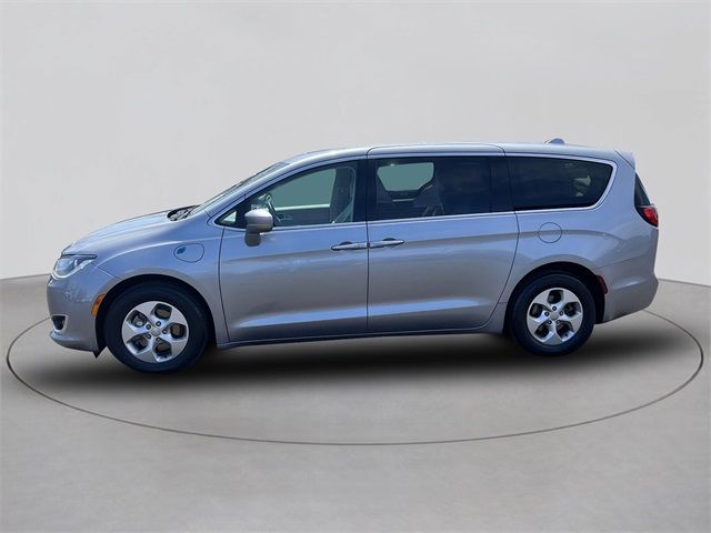 2017 Chrysler Pacifica Hybrid Touring L Plus