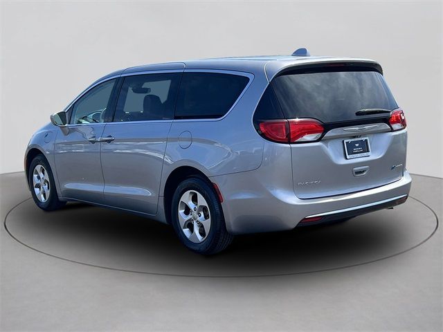 2017 Chrysler Pacifica Hybrid Touring L Plus