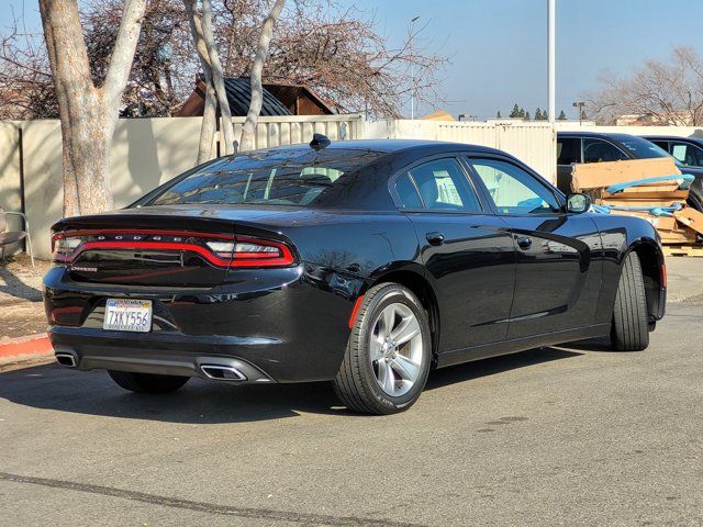 2017 Dodge Charger SXT