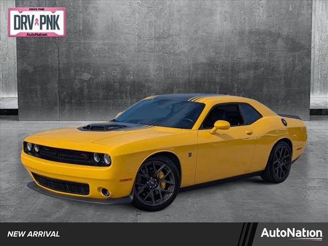 2017 Dodge Challenger 392 Hemi Scat Pack Shaker