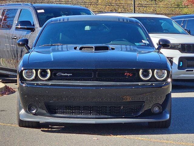 2017 Dodge Challenger 392 Hemi Scat Pack Shaker