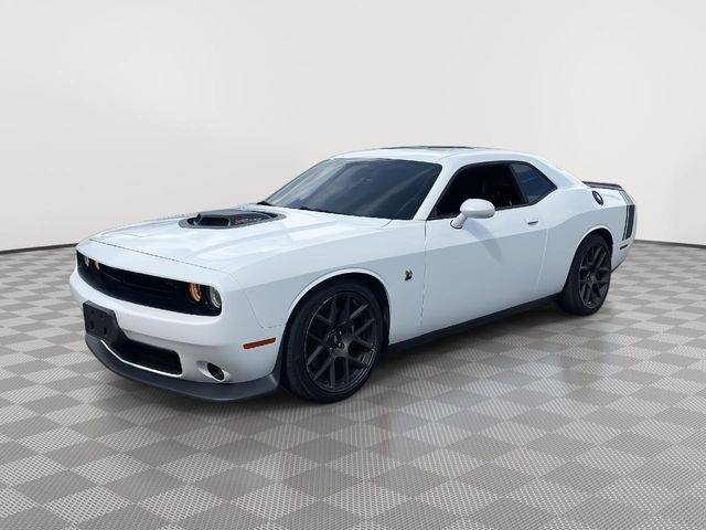 2017 Dodge Challenger 392 Hemi Scat Pack Shaker