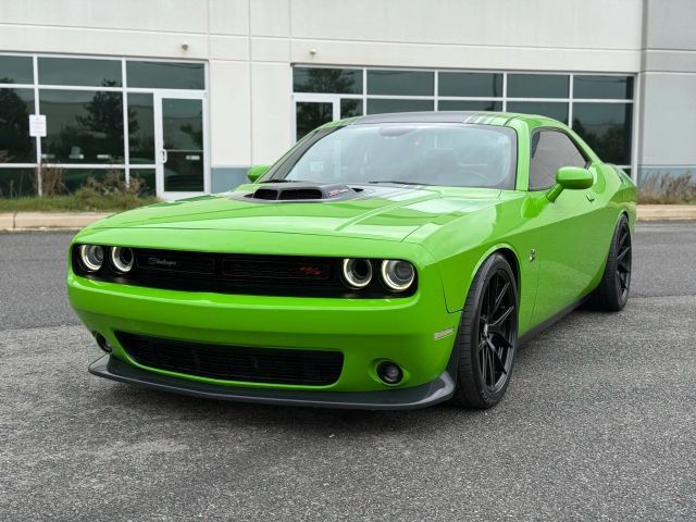 2017 Dodge Challenger 392 Hemi Scat Pack Shaker