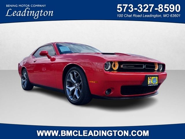 2017 Dodge Challenger SXT Plus