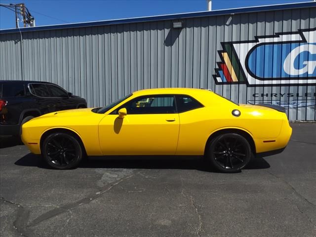 2017 Dodge Challenger SXT